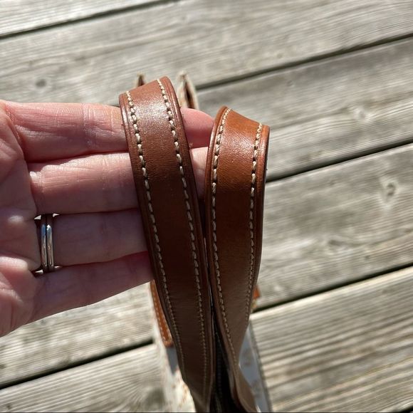 Dooney & Bourke ivory and brown monogram tote purse - Picture 5 of 11